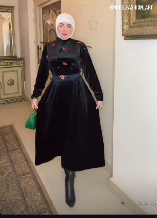 The Black Velvet Dress 🖤